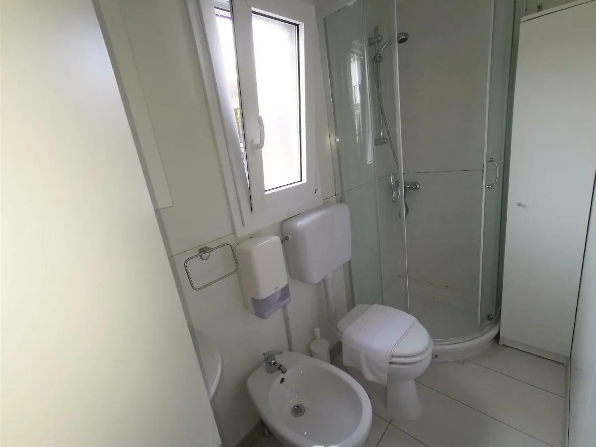 Кемпинг Camping Mare Monti Сестри-Леванте Италия